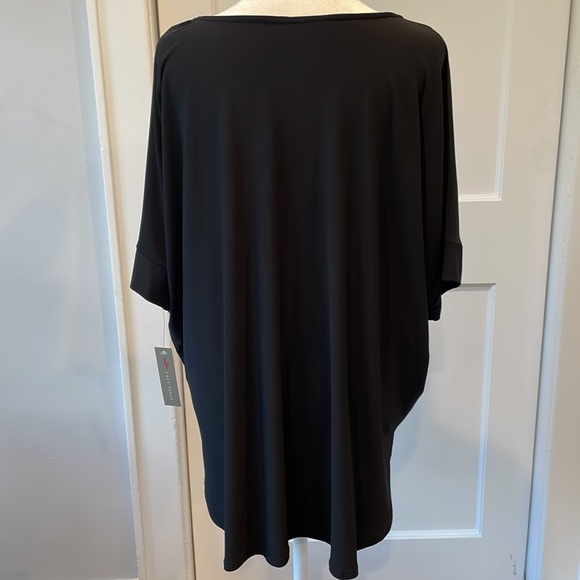 Last Tango Black short sleeve hi-low flowy top. Size L. NWT - Picture 2 of 6